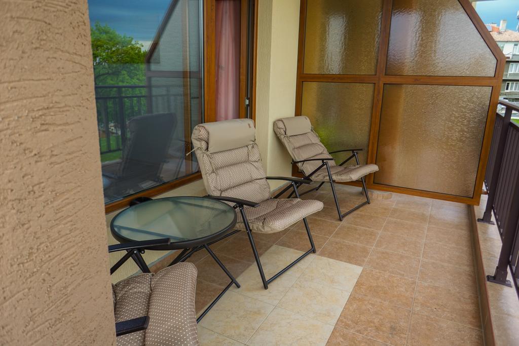 Studios Grace - Port Zarewo Exterior foto
